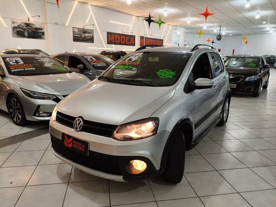 VOLKSWAGEN CROSSFOX 1.6 MI FLEX 8V 4P MANUAL